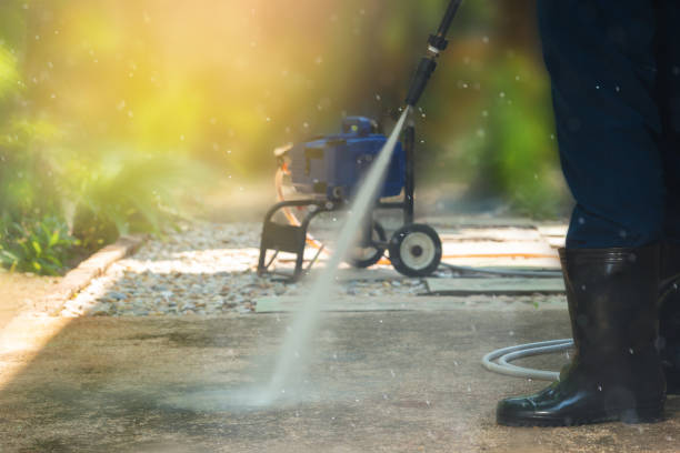 Professional Pressure Washing Services in Clarion, IA